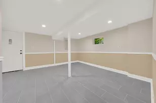3237 W 64th Pl, Chicago, IL 60629 - Photo 18