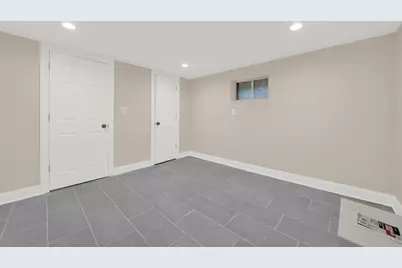 3237 W 64th Place, Chicago, IL 60629 - Photo 14