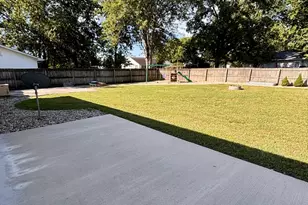 139 Fielder Dr, Salem, IL 62881 - Photo 28