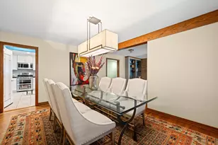 9400 Kilbourn Ave, Skokie, IL 60076 - Photo 8