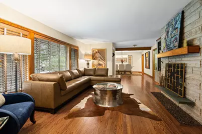 9400 Kilbourn Avenue, Skokie, IL 60076 - Photo 6