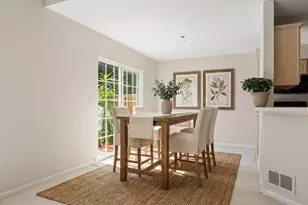 1121 E Danbury Dr, Cary, IL 60013 - Photo 4