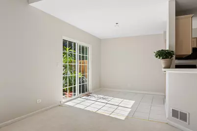 1121 E Danbury Drive, Cary, IL 60013 - Photo 12