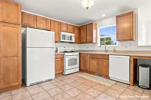 512 Legend Ln, McHenry, IL 60050 - Photo 10