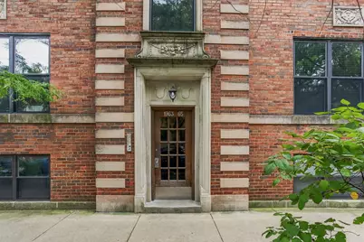 1965 W Cullom Avenue #3, Chicago, IL 60613 - Photo 2