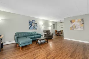 1000 S Lorraine Rd, Wheaton, IL 60189 - Photo 8