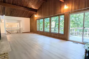 2030 Crestwood Ln, Palatine, IL 60067 - Photo 10