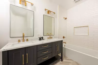 2447 W Moffat Street, Chicago, IL 60647 - Photo 24