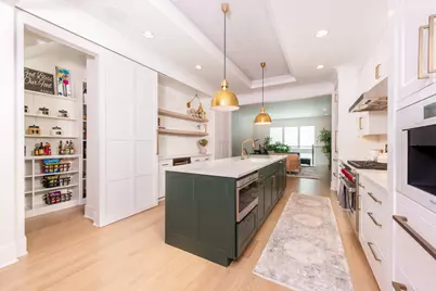 2447 W Moffat Street, Chicago, IL 60647 - Photo 10