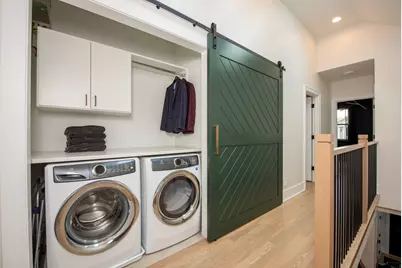 2447 W Moffat Street, Chicago, IL 60647 - Photo 26
