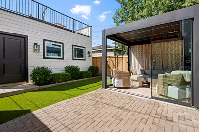 2447 W Moffat Street, Chicago, IL 60647 - Photo 34