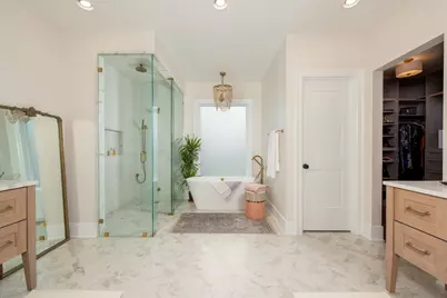 2447 W Moffat Street, Chicago, IL 60647 - Photo 18