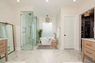 2447 W Moffat St, Chicago, IL 60647 - Photo 18