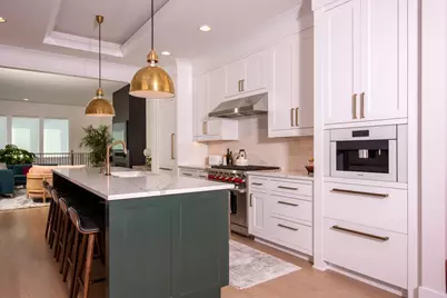 2447 W Moffat Street, Chicago, IL 60647 - Photo 6
