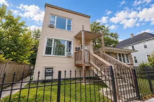 7844 S Greenwood Ave, Chicago, IL 60619 - Photo 1
