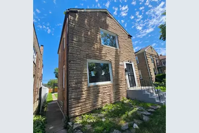 2608 E 92nd Street, Chicago, IL 60617 - Photo 2