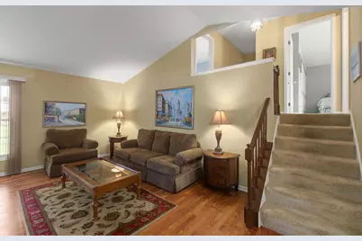 137 Sherman Court, Bartlett, IL 60103 - Photo 4