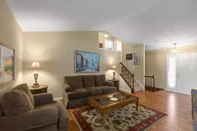 137 Sherman Court, Bartlett, IL 60103 - Photo 6