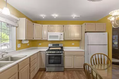 137 Sherman Court, Bartlett, IL 60103 - Photo 10