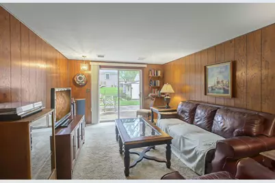 137 Sherman Court, Bartlett, IL 60103 - Photo 12