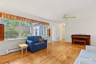 19 S Hawthorne Blvd, Mundelein, IL 60060 - Photo 12