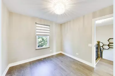 227 E Shag Bark Lane, Streamwood, IL 60107 - Photo 20