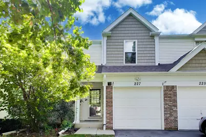 227 E Shag Bark Lane, Streamwood, IL 60107 - Photo 1