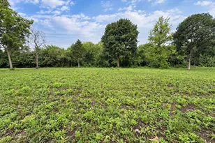 45 Squire Rd, Hawthorn Woods, IL 60047 - Photo 1
