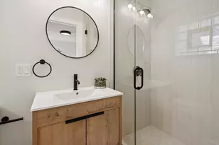 3820 Dobson St, Skokie, IL 60076 - Photo 12