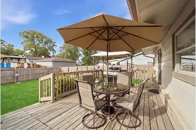 1231 Springdale Lane, Elk Grove Village, IL 60007 - Photo 20