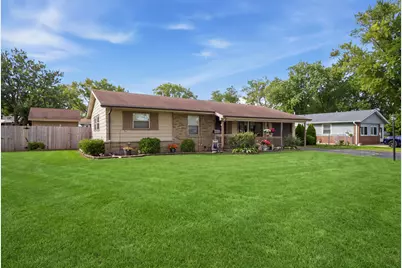 1231 Springdale Lane, Elk Grove Village, IL 60007 - Photo 2