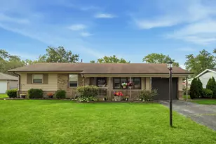 1231 Springdale Ln, Elk Grove Village, IL 60007 - Photo 1