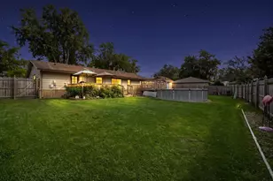1231 Springdale Ln, Elk Grove Village, IL 60007 - Photo 28