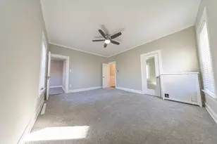 6846 S Paxton Ave, Chicago, IL 60649 - Photo 8