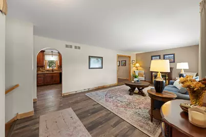 8808 Wheeler Drive, Orland Park, IL 60462 - Photo 2