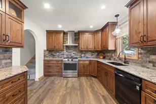 8808 Wheeler Dr, Orland Park, IL 60462 - Photo 8