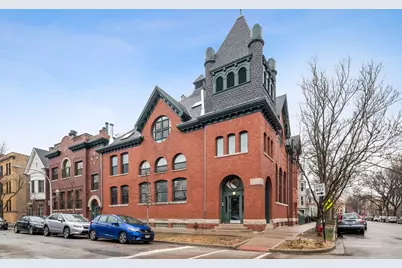 1117 W Barry Avenue #6, Chicago, IL 60657 - Photo 1