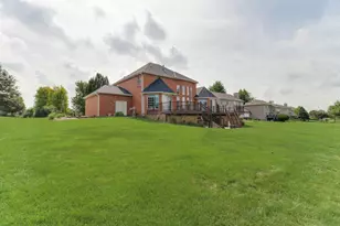 2807 Lone Oak Rd, Bloomington, IL 61705 - Photo 56