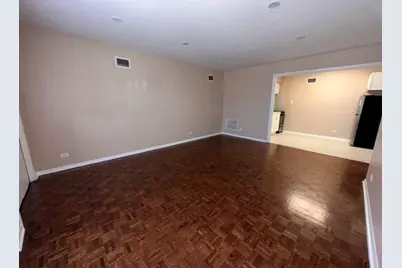 8701 S Mozart Avenue #3, Evergreen Park, IL 60805 - Photo 2