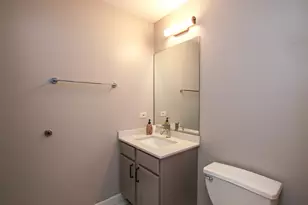 41 E 8th St, Chicago, IL 60605 - Photo 18