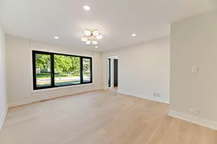 1400 Kingsport Ct, Northbrook, IL 60062 - Photo 6