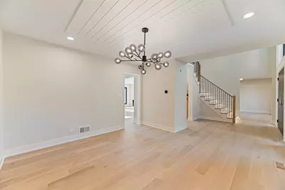 1400 Kingsport Court, Northbrook, IL 60062 - Photo 8