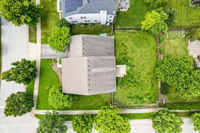 461 Mooresfield Street, Elgin, IL 60124 - Photo 28