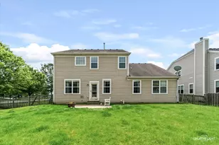 461 Mooresfield St, Elgin, IL 60124 - Photo 26