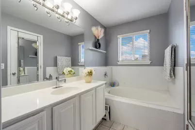 1739 Hickory Park Lane, Aurora, IL 60504 - Photo 14