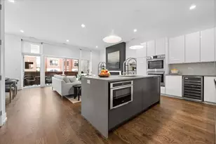 2837 N Halsted St, Chicago, IL 60657 - Photo 4