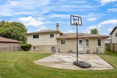 1210 N Keebie Court, Addison, IL 60101 - Photo 26