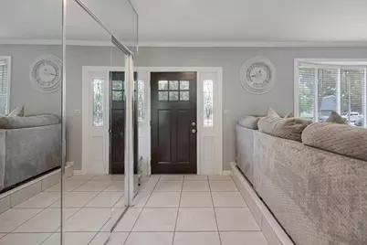 1210 N Keebie Court, Addison, IL 60101 - Photo 4