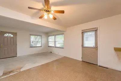 1220 Fulton Avenue, Winthrop Harbor, IL 60096 - Photo 14
