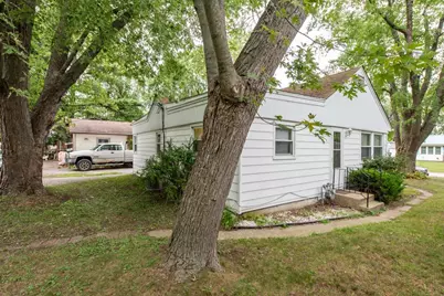 1220 Fulton Avenue, Winthrop Harbor, IL 60096 - Photo 4